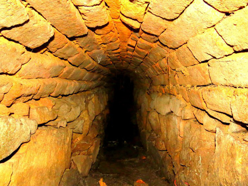 Túnel dos Escravizados / Foto: Guapimirimtur